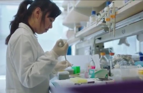 记录“最美瞬间”，谱写巾帼赞歌