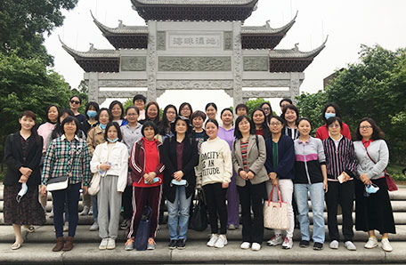 南海海洋研究所开展“巾帼心向党 奋斗新征程”暨“三八”国际妇女节海珠湖湿地公园踏青活动