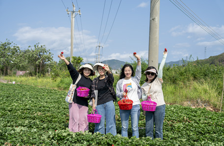 19.深海科学与工程研究所开展“巾帼逐梦立新功”三八节系列活动