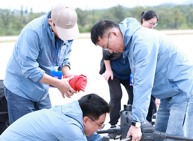 智能无人机应用领域比赛现场