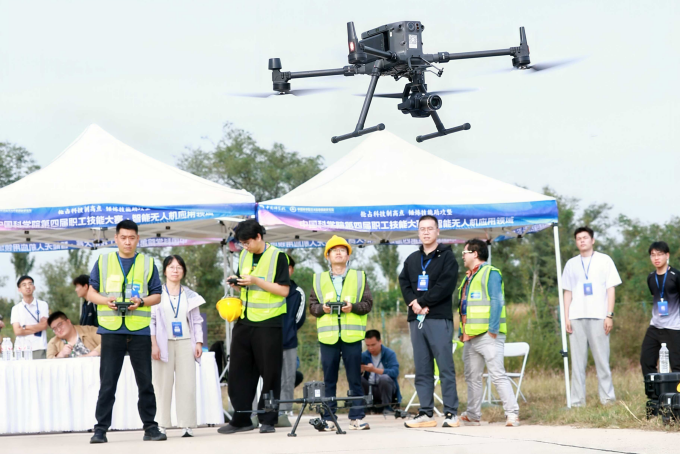智能无人机应用领域比赛现场